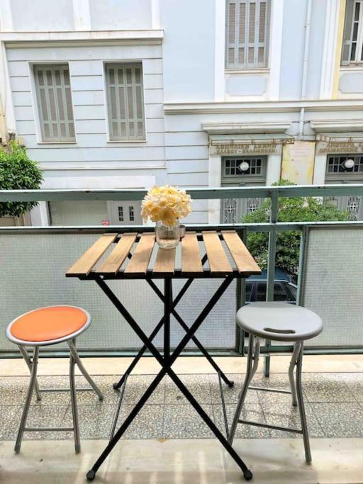 2Bdr Olympianzeus Apt With Netflix Athén Kültér fotó