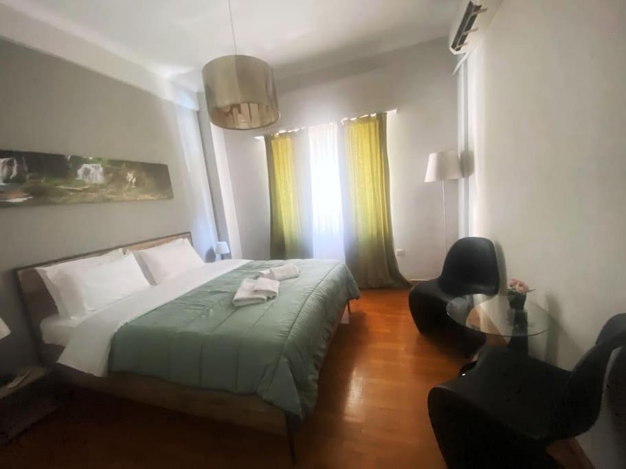 2Bdr Olympianzeus Apt With Netflix Athén Kültér fotó