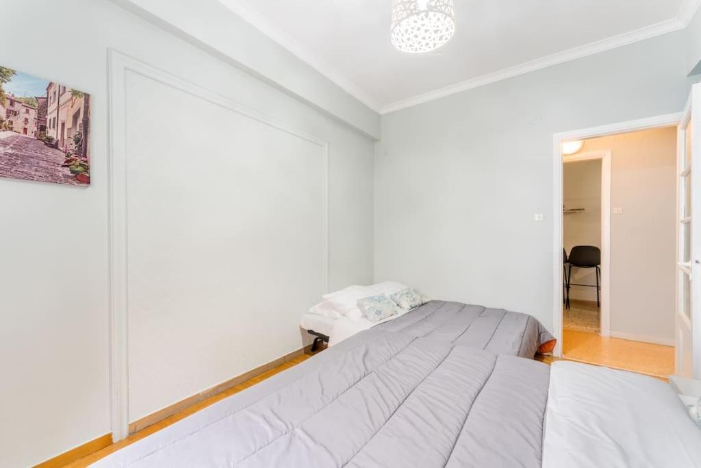 2Bdr Olympianzeus Apt With Netflix Athén Kültér fotó